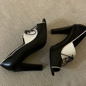 Ralph Lauren Peeptoe Leather Lace Up Oxford Heels